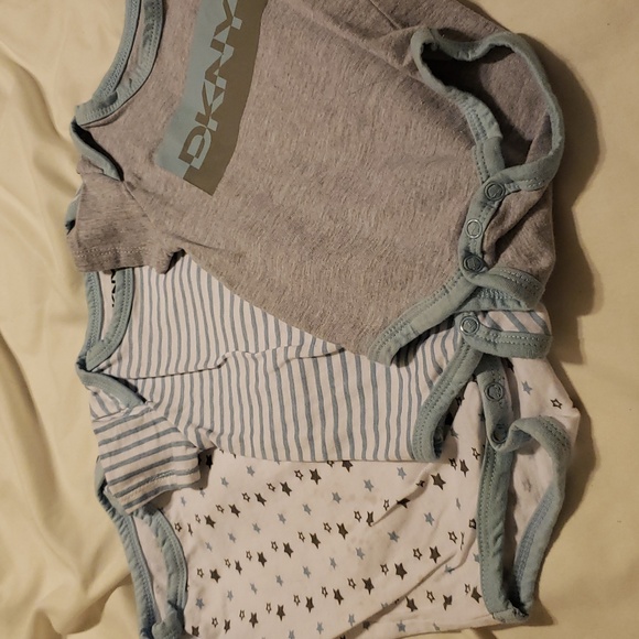 Dkny Other - DKNY 0-3month onsies nwt